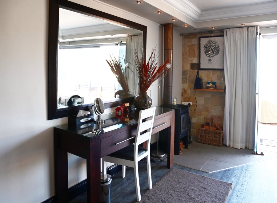 9 Bedroom Property for Sale in The Heads Western Cape